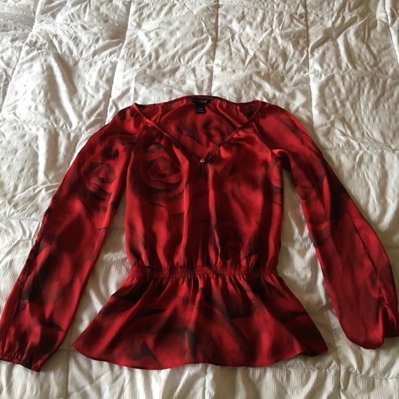 Red rose blouse - Picture 1 of 3